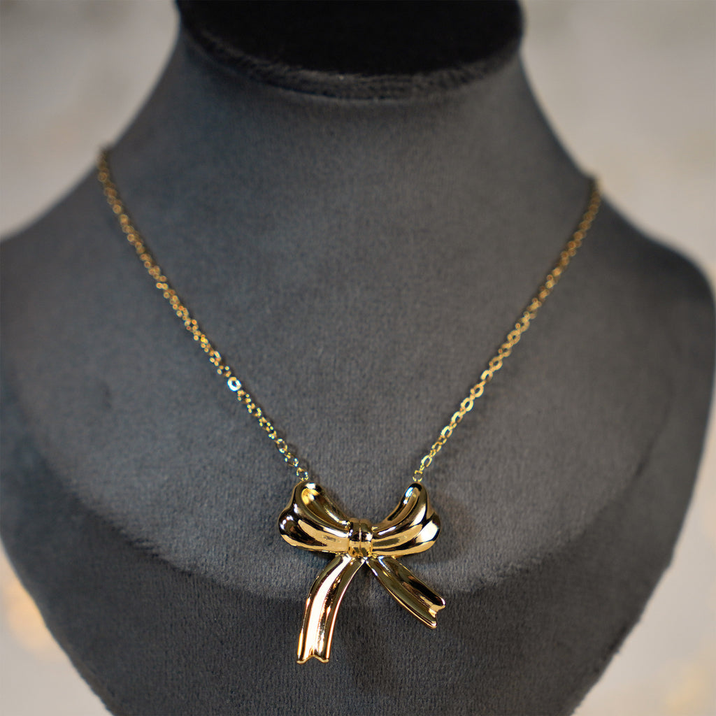 Bow Pendant Necklace