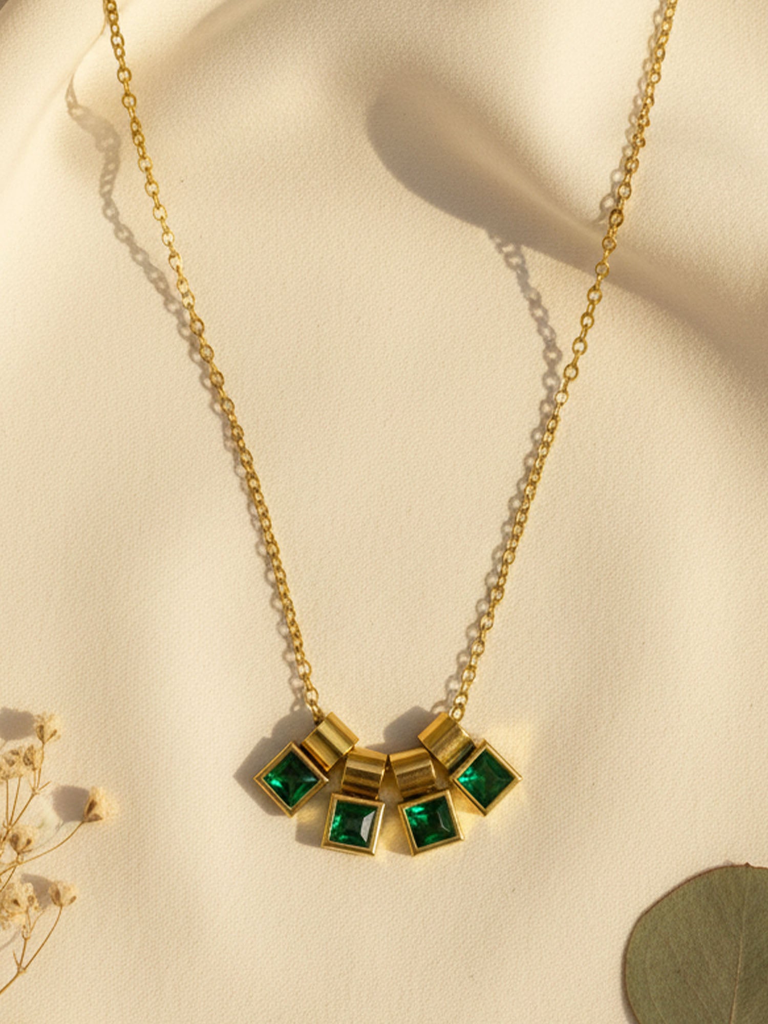 Emerald Quartet Fan Pendant