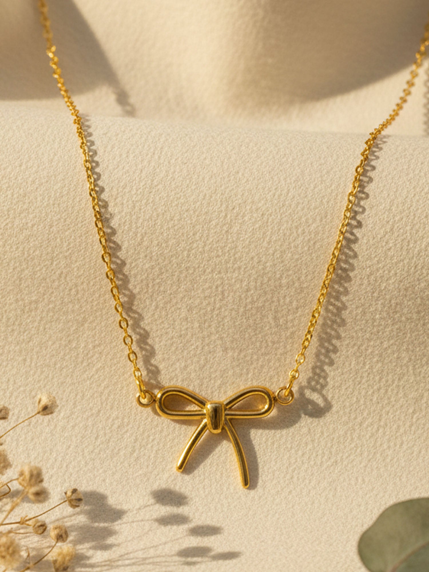 Golden Bow Necklace