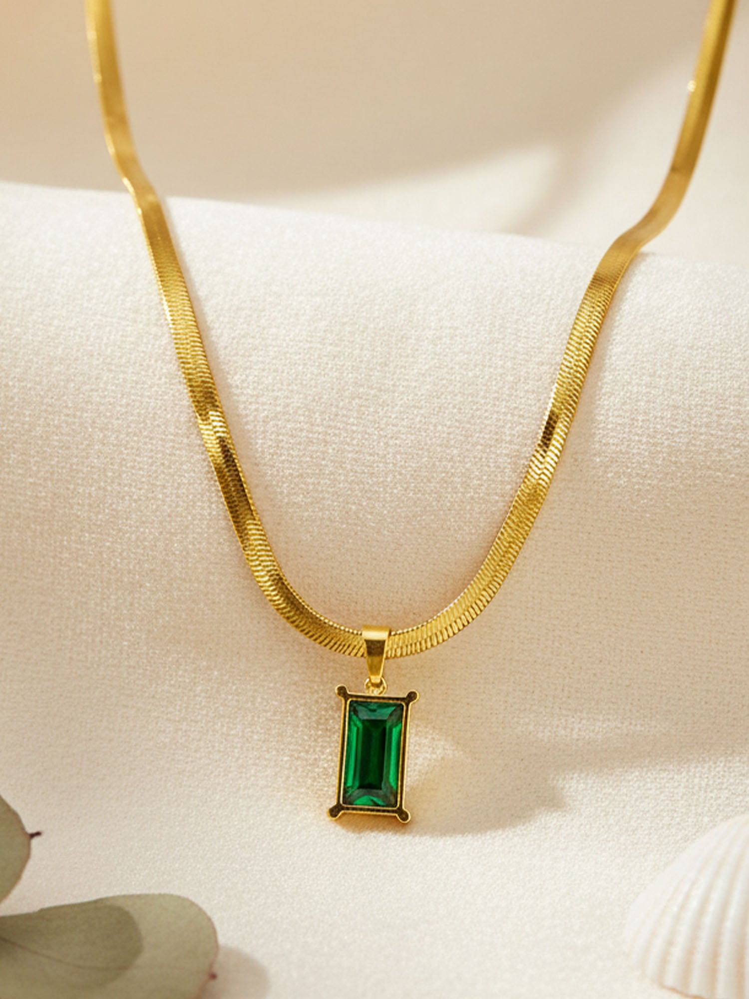 Luxe Serpent Emerald Pendant